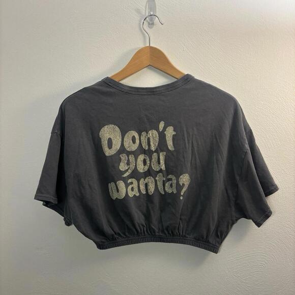 Offline By Aerie Cropped Tee Size Small - Picture 2 of 5